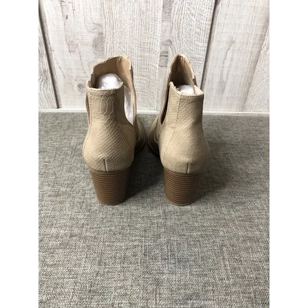 Fisace Womens Boots Size 8 Beige Tan Pointed Toe Heeled Ankle Booties Open Side - Image 3