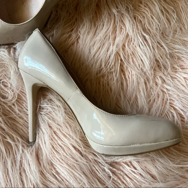 4/$10 ❣️ Aldo Patent Leather Heel - Image 3