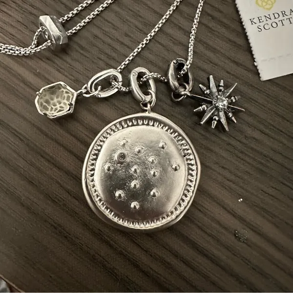 NWT Kendra Scott Sagittarius Charm Rhodium Charm Necklace - Image 3