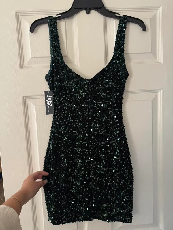 BNWT Jump Apparel Dark Green Sequin Mini Dress - Hunter Green - Image 2