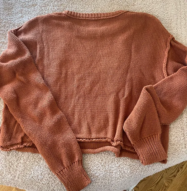 Grey Bandit Sweater - Image 2