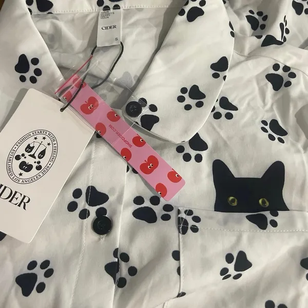 Cider Two Piece Loungewear Pajama Set SZ S Cat Paw Novelty Print Sleepwear NWT - Image 7