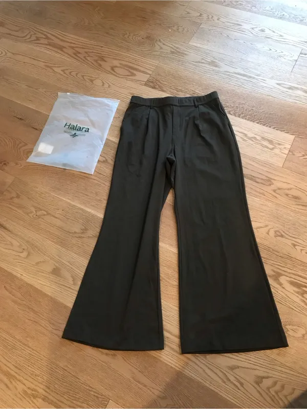 NWT HALARA Flex™ DayStretch High Waisted Pocket Straight Leg Work Pants - Image 8
