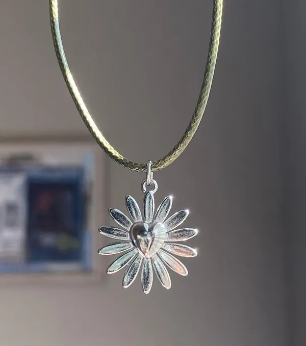 Handmade stainless steel sun heart flower boho retro vintage style necklace☀️🩵 - Image 2