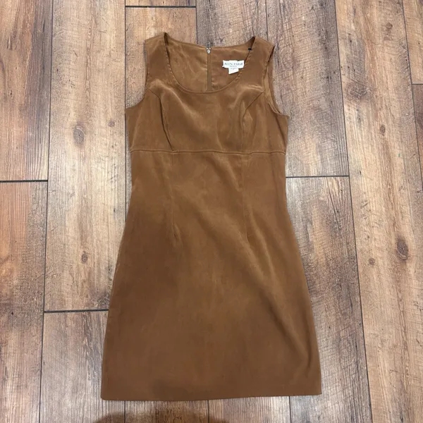 Vintage ALYN PAIGE Sleeveless Square Neck Suede Mini Dress Tan Women's Size 3/4 - Image 2