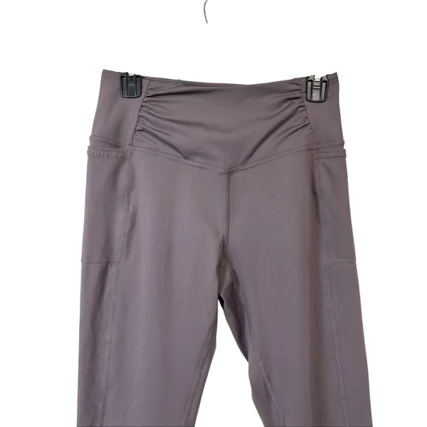 FP Movement Leggings Womens Small Mauve High Rise Ruched Side Pocket Crop Capri - Image 3