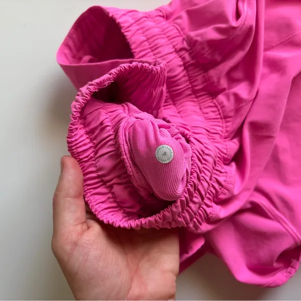 Lululemon 2.5 in gotta hot Women's Hot Pink Athletic Shorts - Image 3