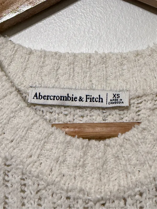 Abercrombie & Fitch Cream Knit Sweater Vest Size XS - Image 3