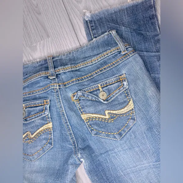 Y2K Women’s Embroidered Low Rise Bootcut Distressed Jeans - Image 8