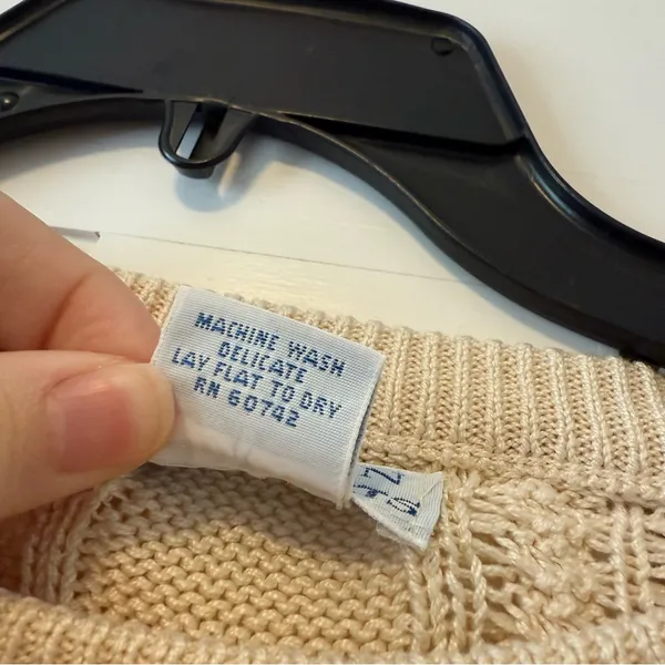 Vintage Andean Imports Cream Cable Knit Pima Cotton Sweater Size Large - Image 4