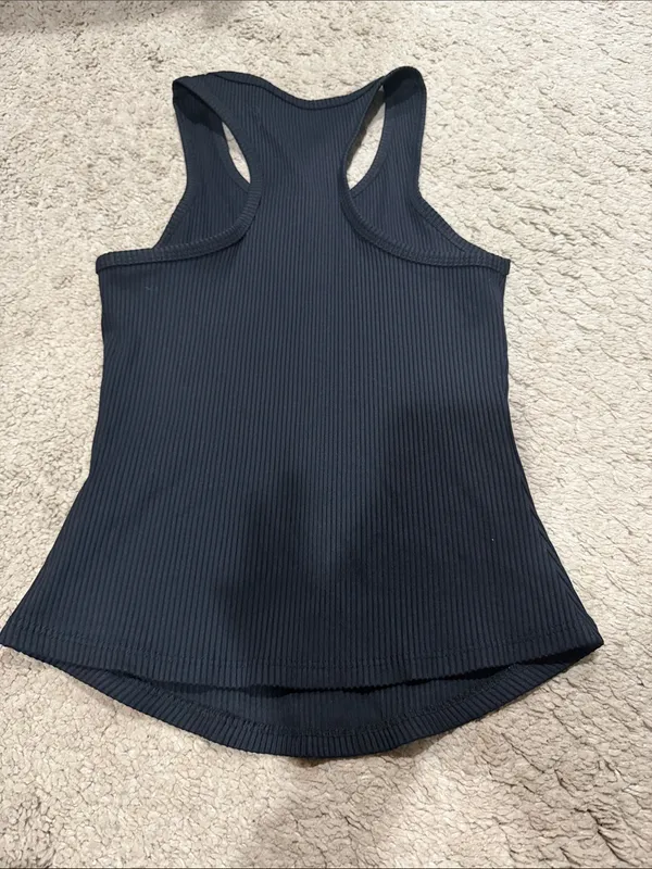 Year of Ours Black Sporty Ribbed Racerback Tank size XS EUC - Image 3