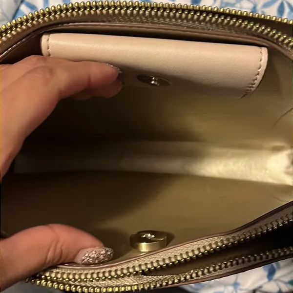 Nine West cross body purse - Image 3