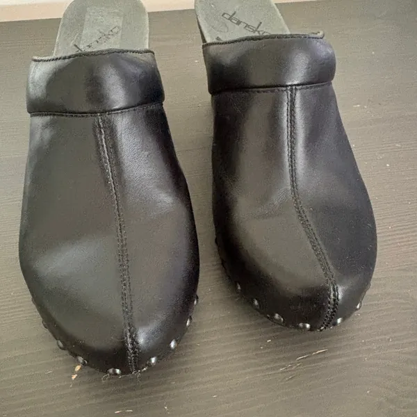 Dansko Clogs Mules 38 Black Leather Studded Chunky Heel Retro Comfort Boho - Image 8