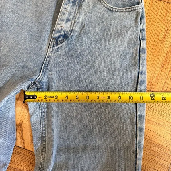 Unbranded Vintage High Rise Wide Leg Jeans 26x29.5 Actual Light Wash 100% Cotton - Image 9