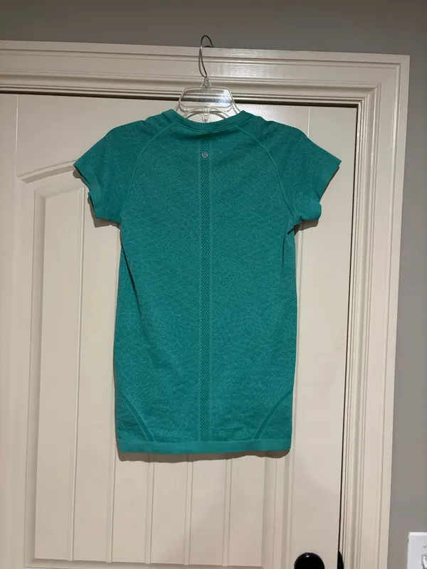 Lululemon Turquoise Swiftly Tech Short Sleeve Shirt - Image 2
