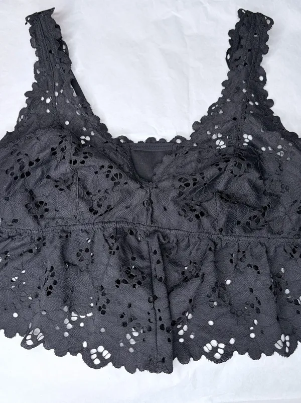 Aerie intimates bralette top Women’s Black Eyelet Lace Sleeveless Sz L - Image 2