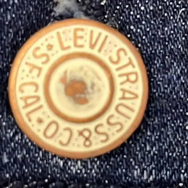 Levi’s Strauss & Co Blue Ombré Cropped 3/4 Sleeve Jean Button Down Jacket- Large - Image 10