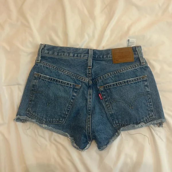 Levi’s 501 - Image 2