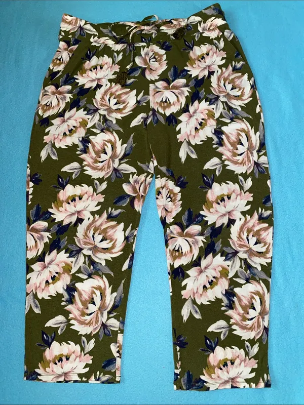 STARS ABOVE floral pajama pant tassel drawstrings 2 pockets olive green size L - Image 2