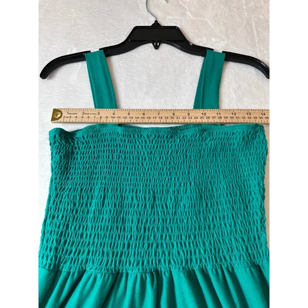 Zenana Emerald Green Smocked Bodice Tiered Maxi Dress Medium (light pilling) - Image 5