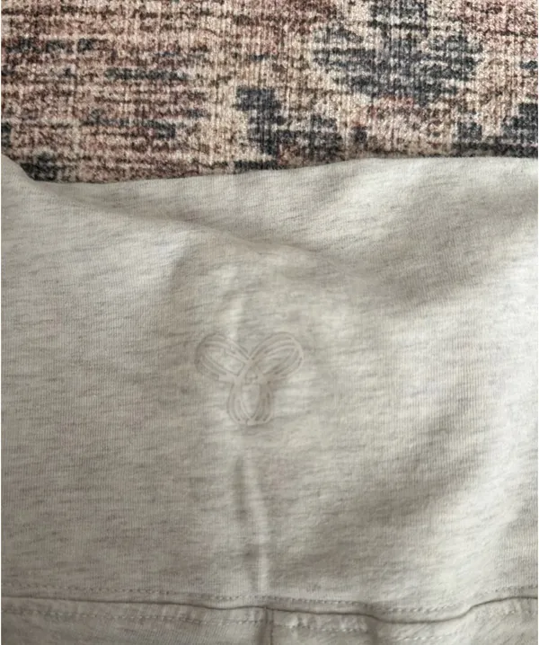 Aritzia TNA Flare Leggings - Image 4