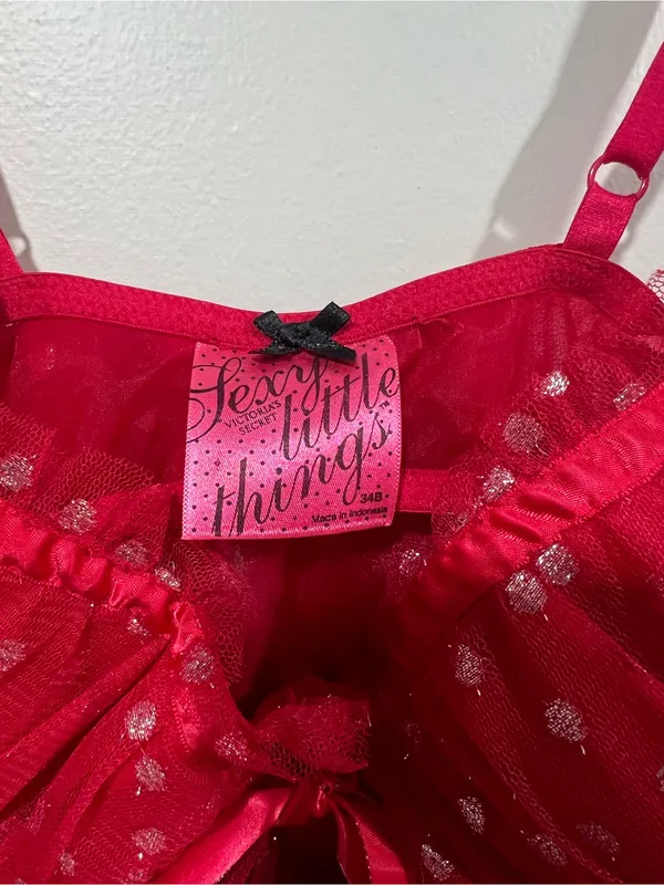 Victoria's Secret Red Sheer Polka Dot Babydoll Chemise Size 34B - Image 4