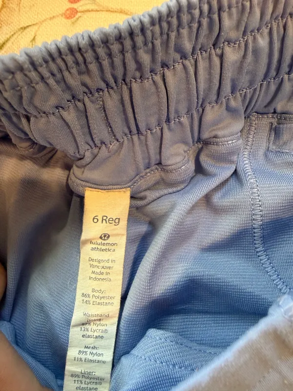 Lululemon Hotty Hot Lavender Shorts - Image 3