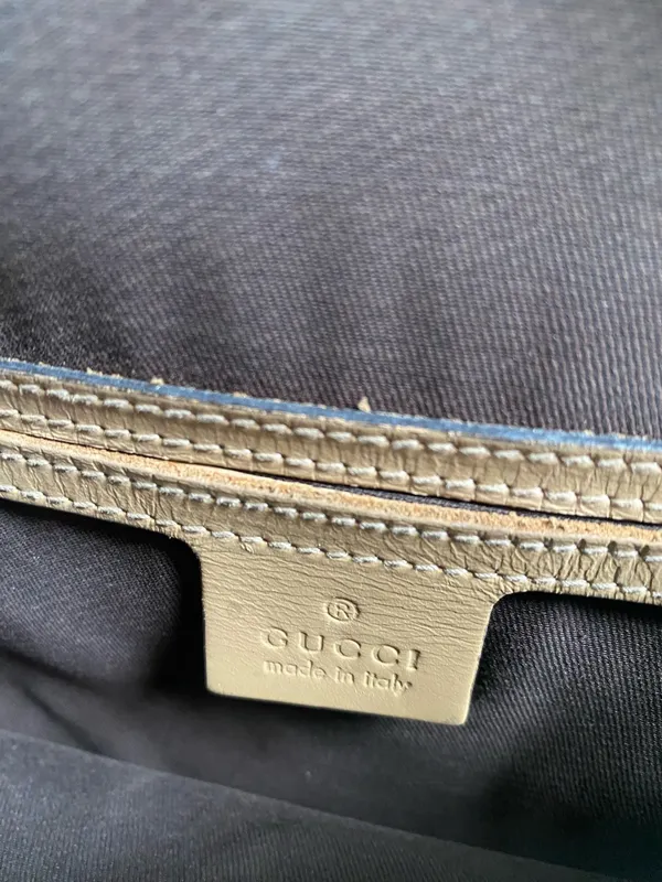 Gucci Crossbody Bag Leather - Image 4