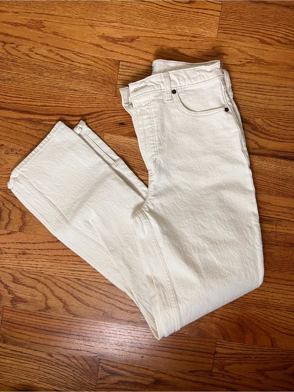 Abercrombie & Fitch 90’s Straight Cream High-Rise Crossover Jeans - Image 2