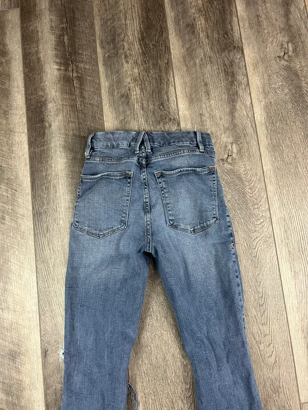 Good American Distressed Jeans - Image 11