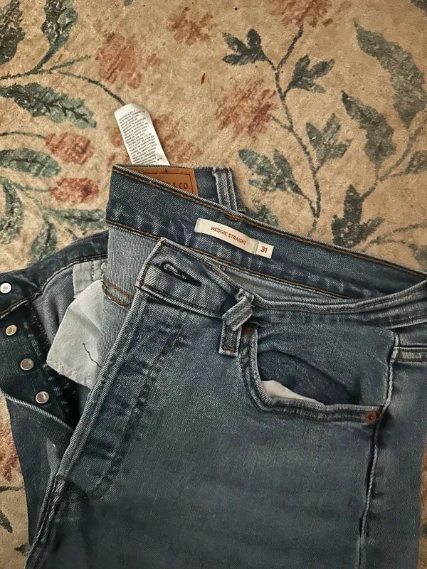 Levi's Wedgie Straight Jeans - Image 3