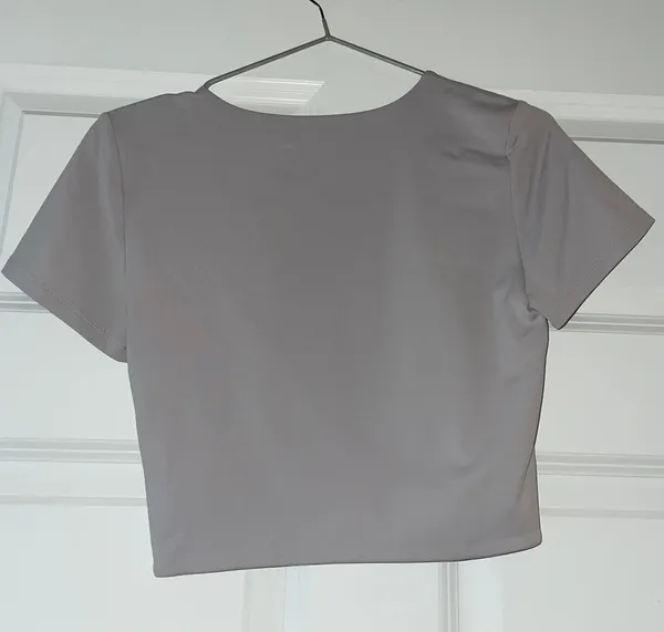 Aritzia Babaton Contour Cropped T-Shirt - Image 4