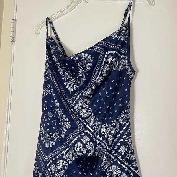 CIDER blue bandana paisley cowl neck cami bodycon mini dress size XS - Image 4