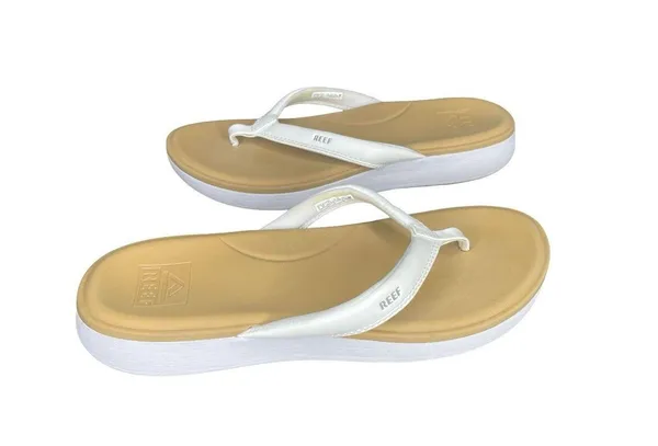 Reef Women's Size 9 Cushion Cloud White Tan Flip Flops Sandals Slip-Ons - Image 5