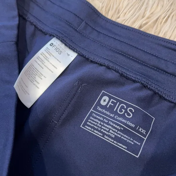 Figs scrub pants navy XXL - Image 2