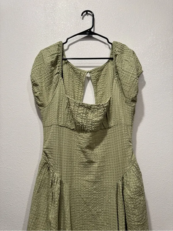Free People Ciara Pucker Check Midi Dress Olive Sage Large NWOT - Image 3