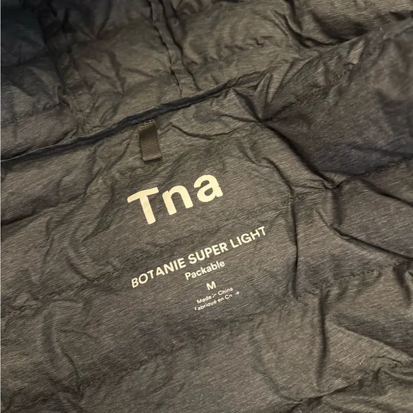 Aritzia TNA Botanie Super Light Packable Puffer Jacket - Image 2