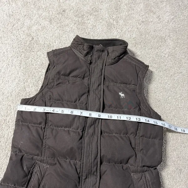 Abercrombie & Fitch Women’s Y2K Vintage Puffer Quilted Vest Full Zip in Brown S - Image 9