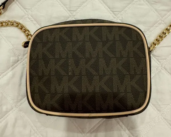 Michael Kors Jet Set Crossbody - Image 6
