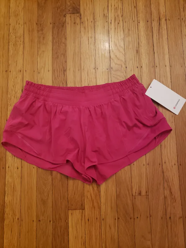 Lululemon Hotty LR Hot Pink Athletic Lined 2.5" Shorts Size 12 Outdoor - Image 2