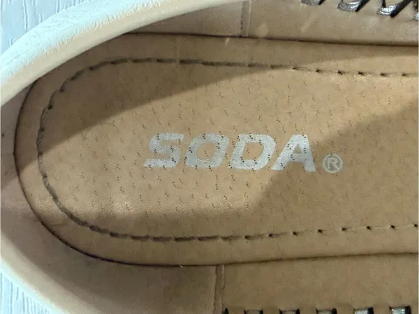 Soda Beige Ballet Flats with Woven Metallic Trim - Image 4