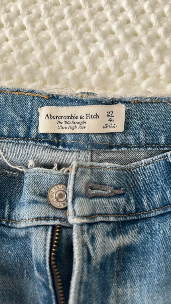 Abercrombie Jeans - Image 3