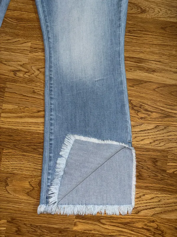 Kancan Bootcut Jeans Women’s Plus Size 22 Light Wash Distressed Raw Hem Slits - Image 9