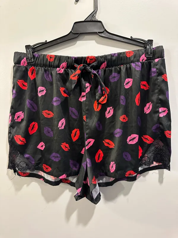 Torrid Sleep Satin Lace Trim Cami and Short PJ Set Kissy Print - Image 8