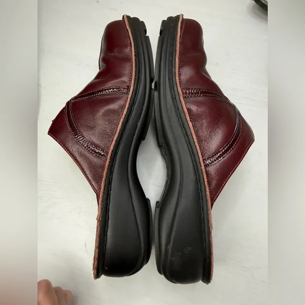 NAOT EMBROIDERED RED LEATHER MULES Clogs Western Artisan Art to Wear - Image 10