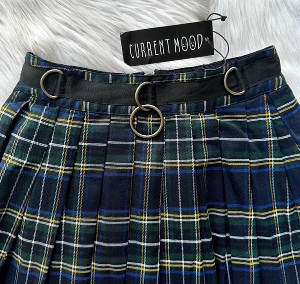Pleated plaid skirt, brand new - Image 2