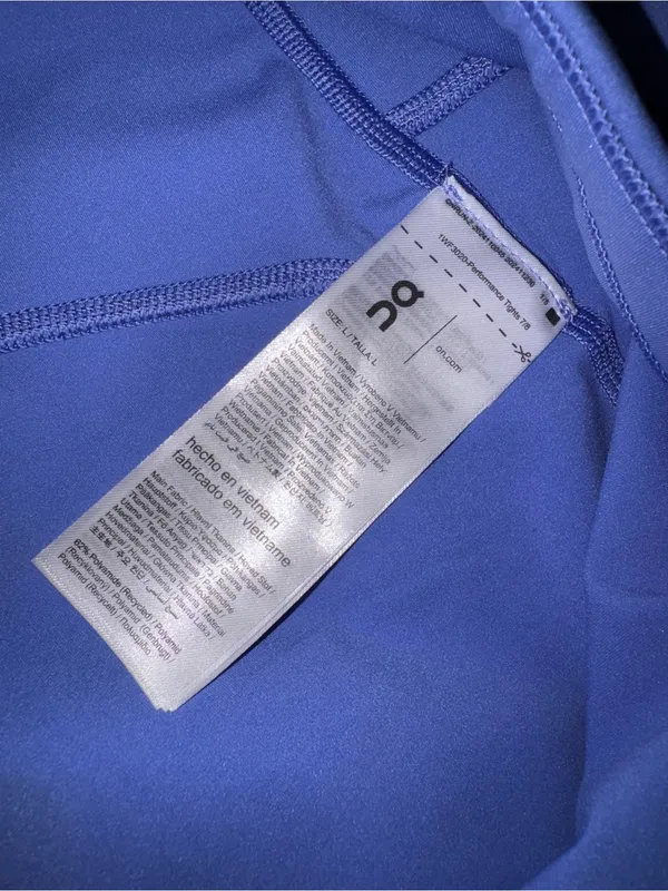 On Cloud OQ Running Running Blue Performance Leggings - Image 4