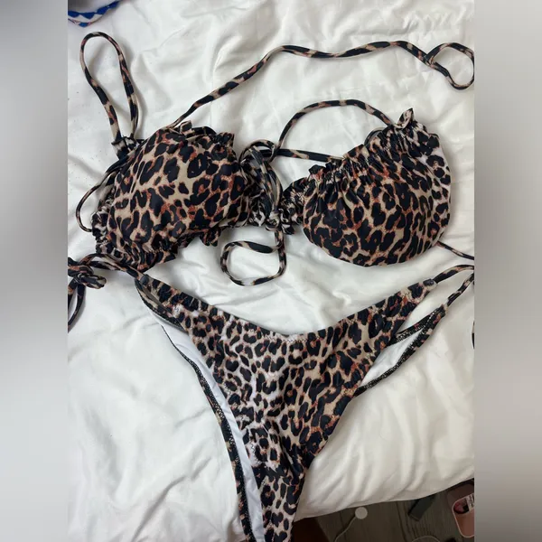 SheIn NWT Leopard print tie bikini - Image 2