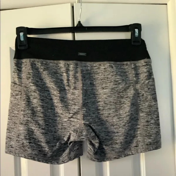 Mono B Womens Space Dye Athletic Workout Shorts Gray‎ Black Size L Side Pockets - Image 3