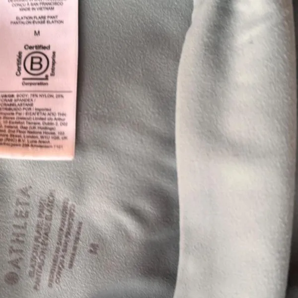 Athleta Gray Green Flare Leggings Medium M Read Description/Small Flaw - Image 6
